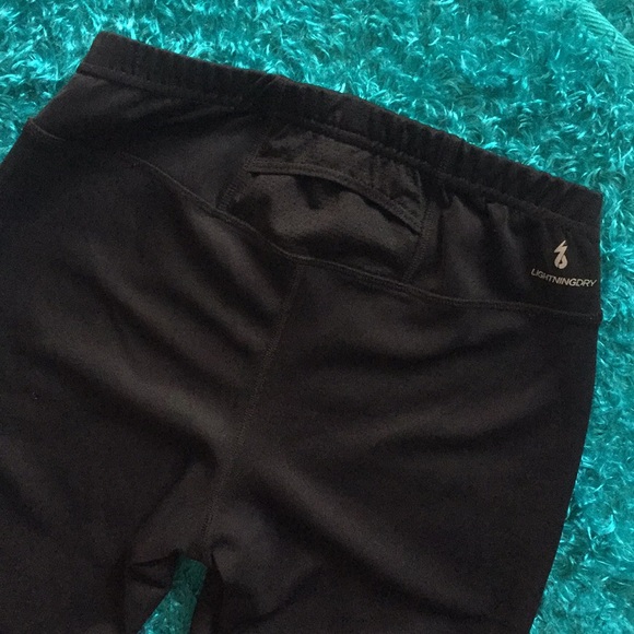 New Balance black Capris leggings - Picture 4 of 8